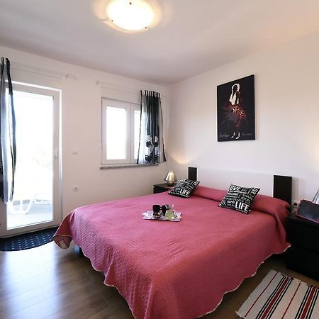 Apartments Rudy Jadranovo Bagian luar foto