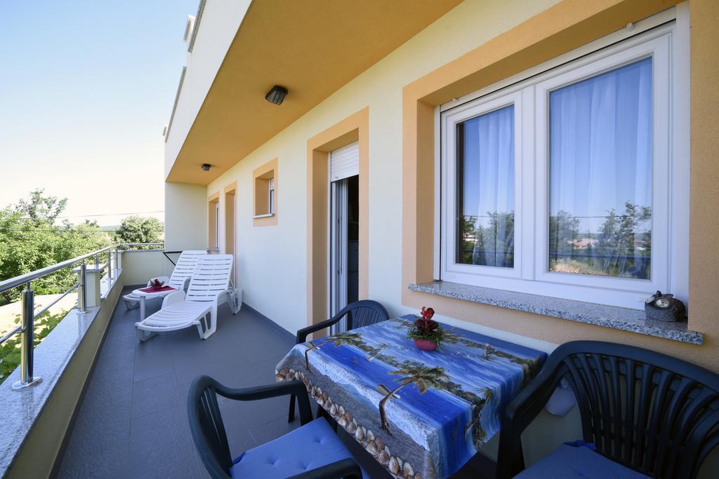 Apartments Rudy Jadranovo Bagian luar foto