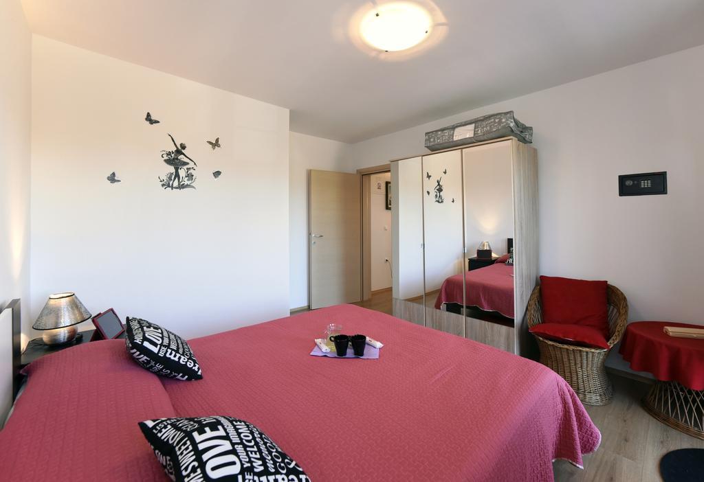 Apartments Rudy Jadranovo Bagian luar foto